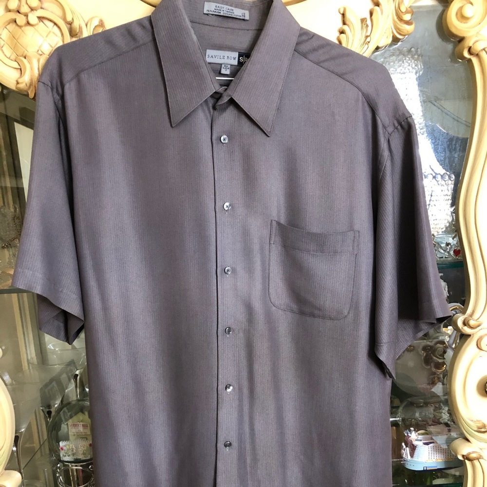 Savile Row Gray button down short sleeve shirt.